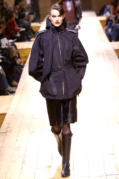 Look 14